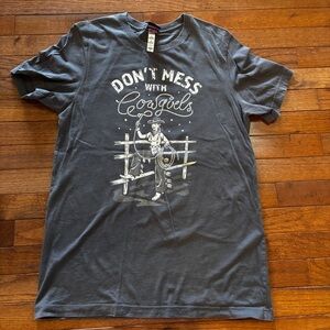 Womens Western Graphic t-shirt size M